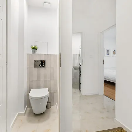 Touch 2 Bedroom Bratysława